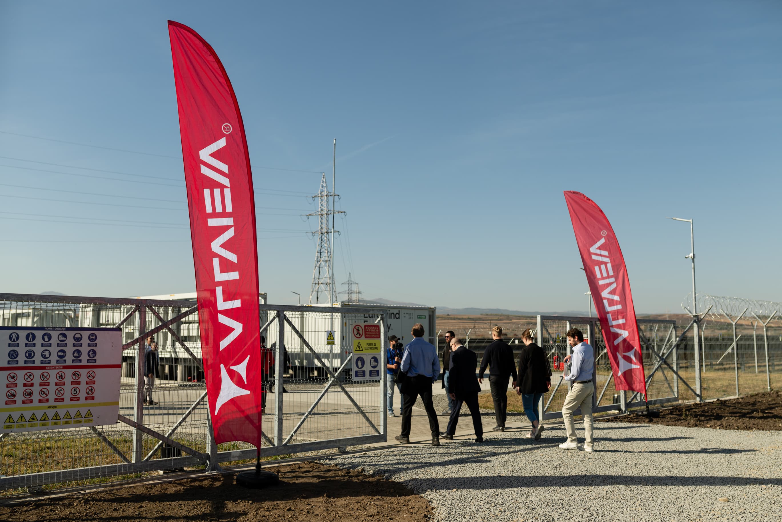 Allview banners at Teiuș BESS site.