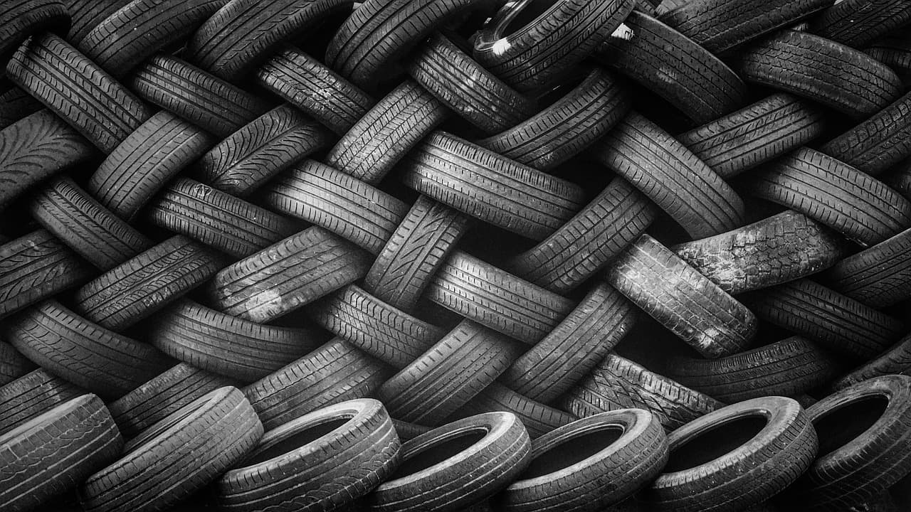How Often Should You Service Your Car to Keep It Running Smoothly?