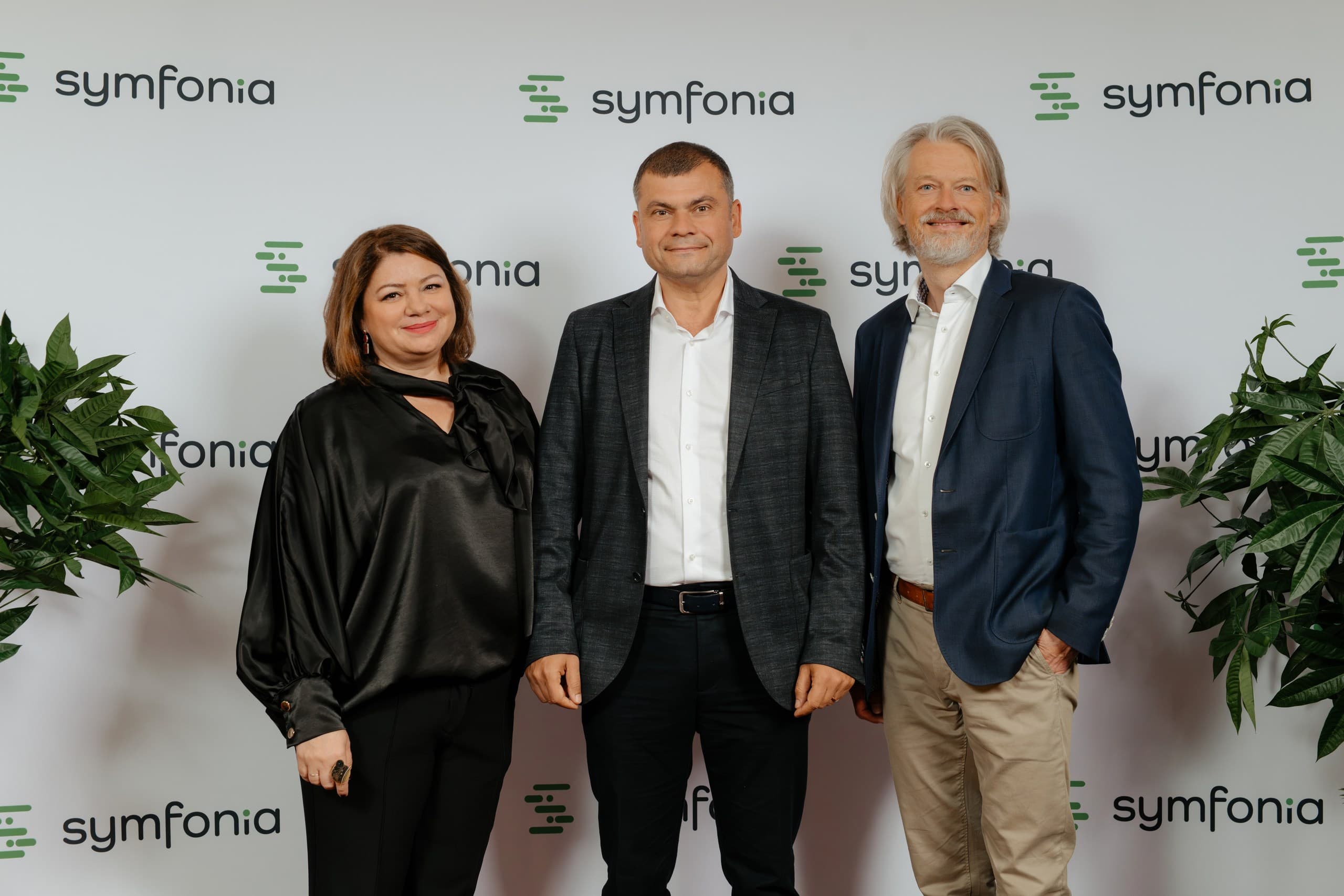 Left to right: Roxana Epure, Marius Ciuperca, Piotr Ciski