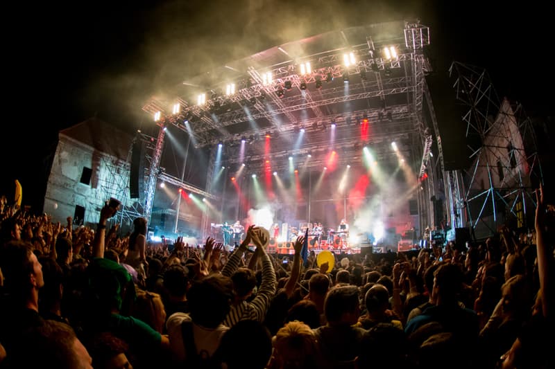 Electric Castle crowd.
