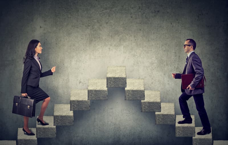 Deloitte survey: Women in leadership positions in Romania are promoted less frequently than their male peers