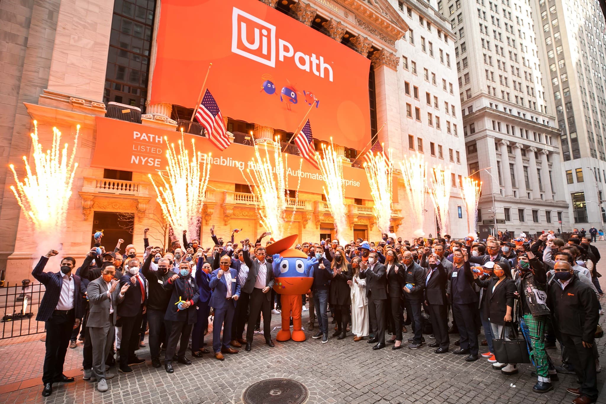 UiPath reaches USD 35 bln capitalization upon NYSE listing. CEO: Our journey began with 10 people in an apartment in Romania
