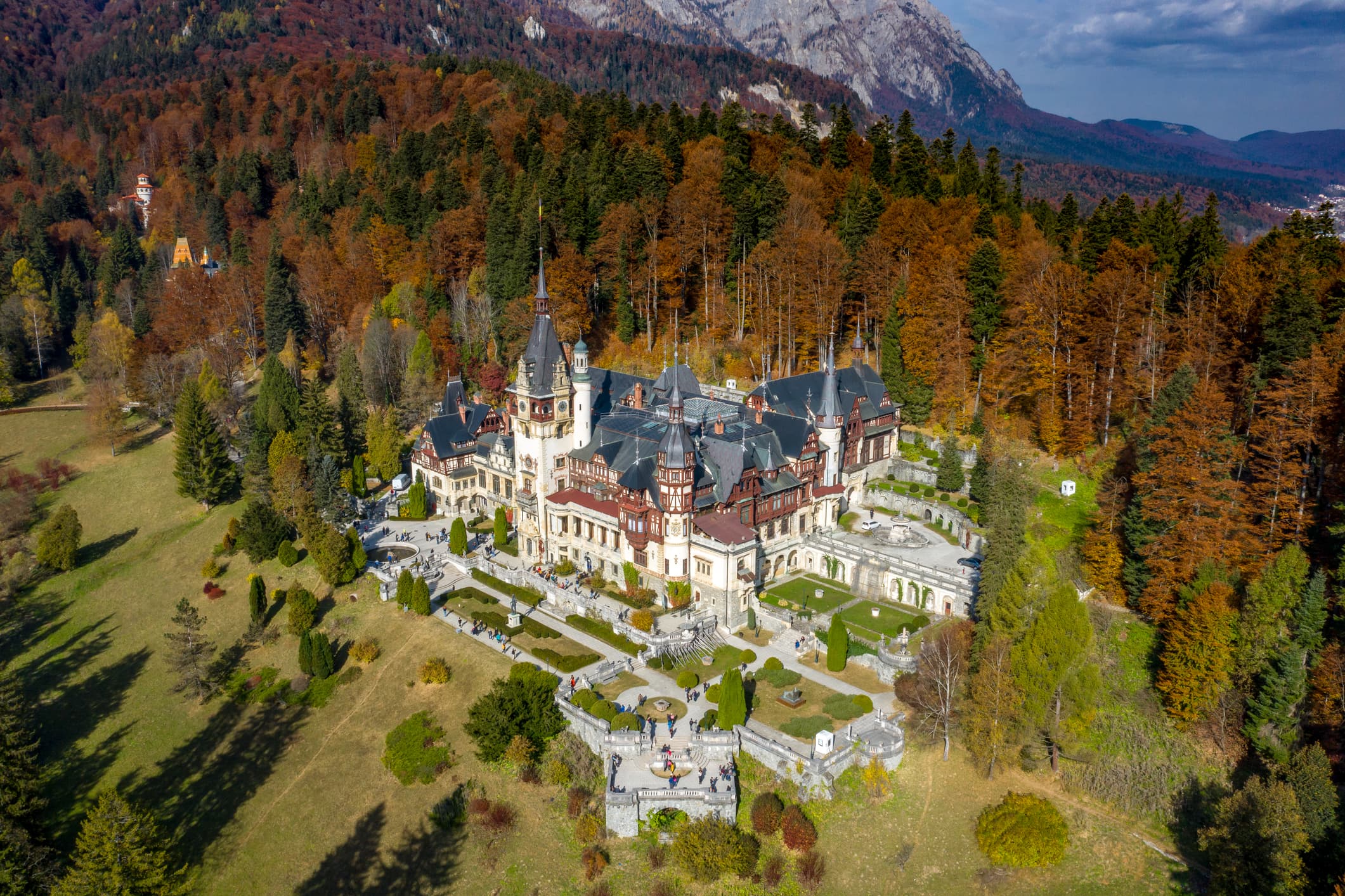 Romania Photo of the Day by Dreamstime: Peleș Castle in autumn colors