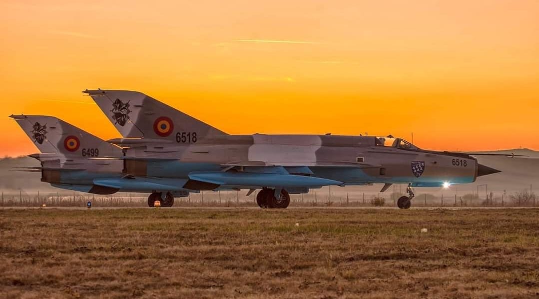 România suspendă toate zborurile MiG-21 LanceR
