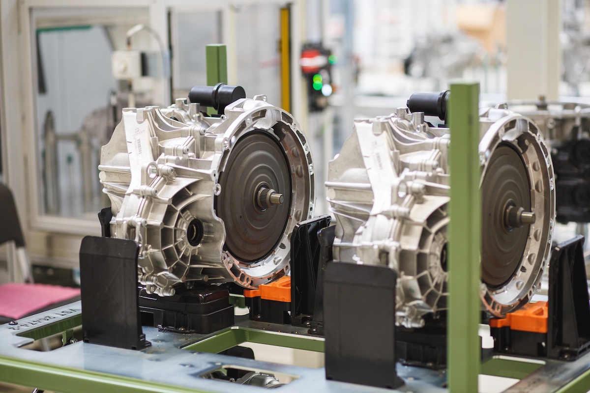 Daimler starts production of new gearbox model at factory in Romania Romania Insider