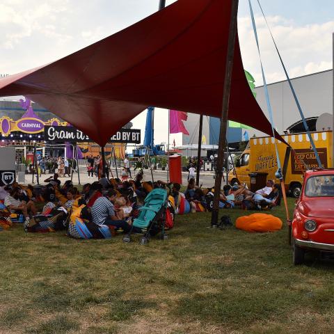 Destination Bucharest Gastronomy Relaxation And Live Music At Bucharest Street Food Festival Romania Insider