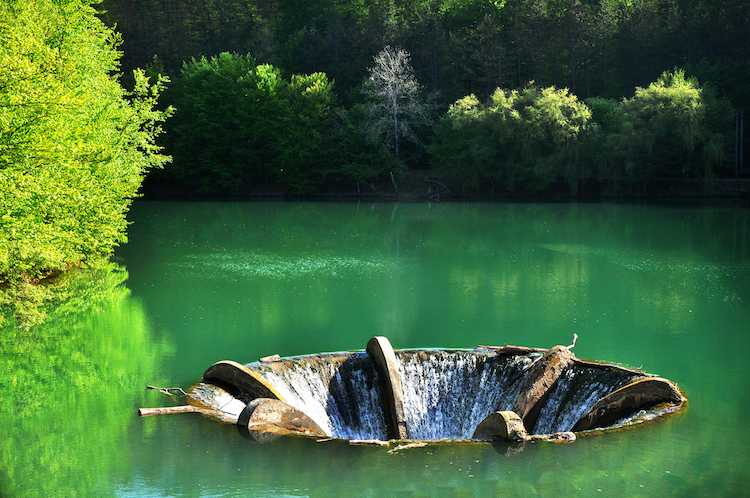 Vida Lake
