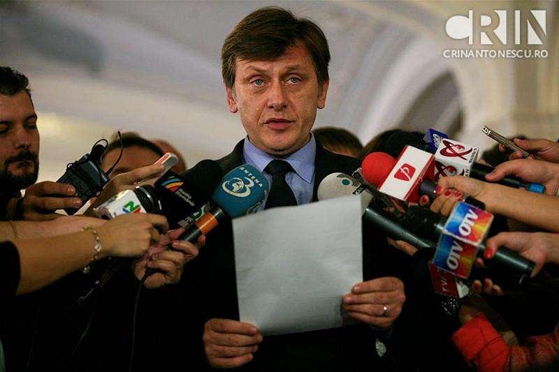 Political Dare Triggers Crin Antonescu To Resign From Helm Of Romania S Senate During Vote For New Goverment Romania Insider