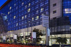 Banca Transilvania Chairman Brings Radisson Blu Hotel Brand To Cluj Napoca Romania Insider