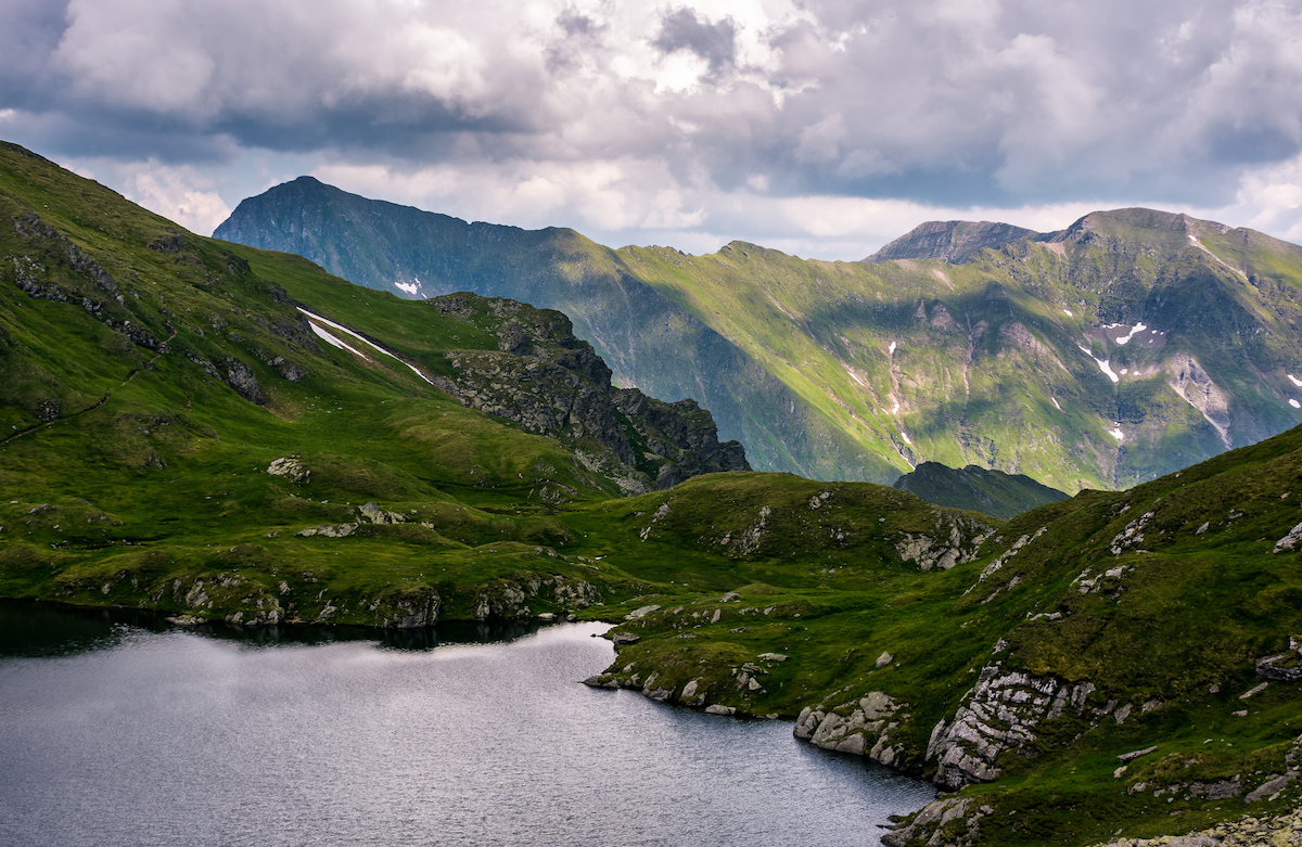 Carpații Meridionali din România sunt enumerați printre cele mai bune locuri ecologice de vizitat în 2022