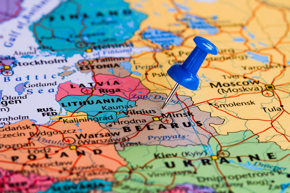 Ministerul de Externe îi îndeamnă pe români să evite călătoriile în Belarus