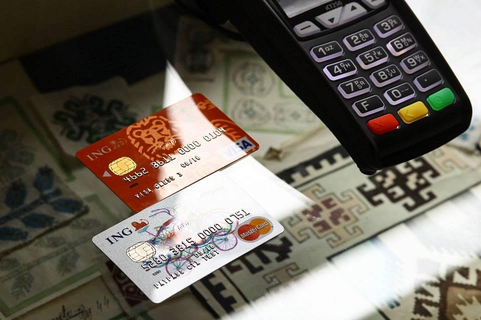 ing bank pays back fees to clients