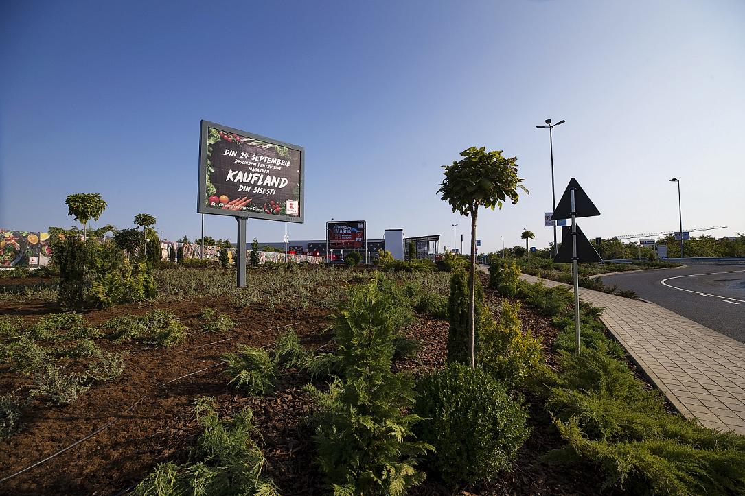 kaufland opens new store under premium format in northern bucharest romania insider