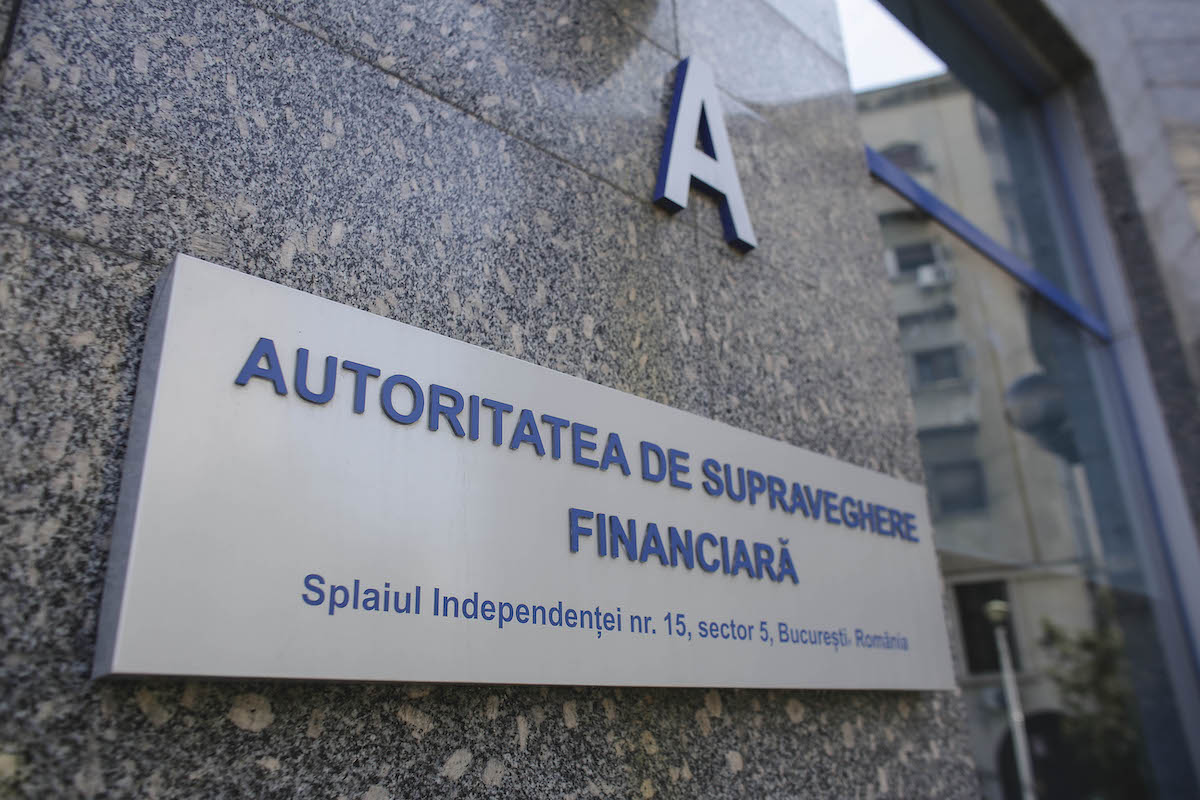 Romanian pension funds may be allowed to buy more public debt for five more years
