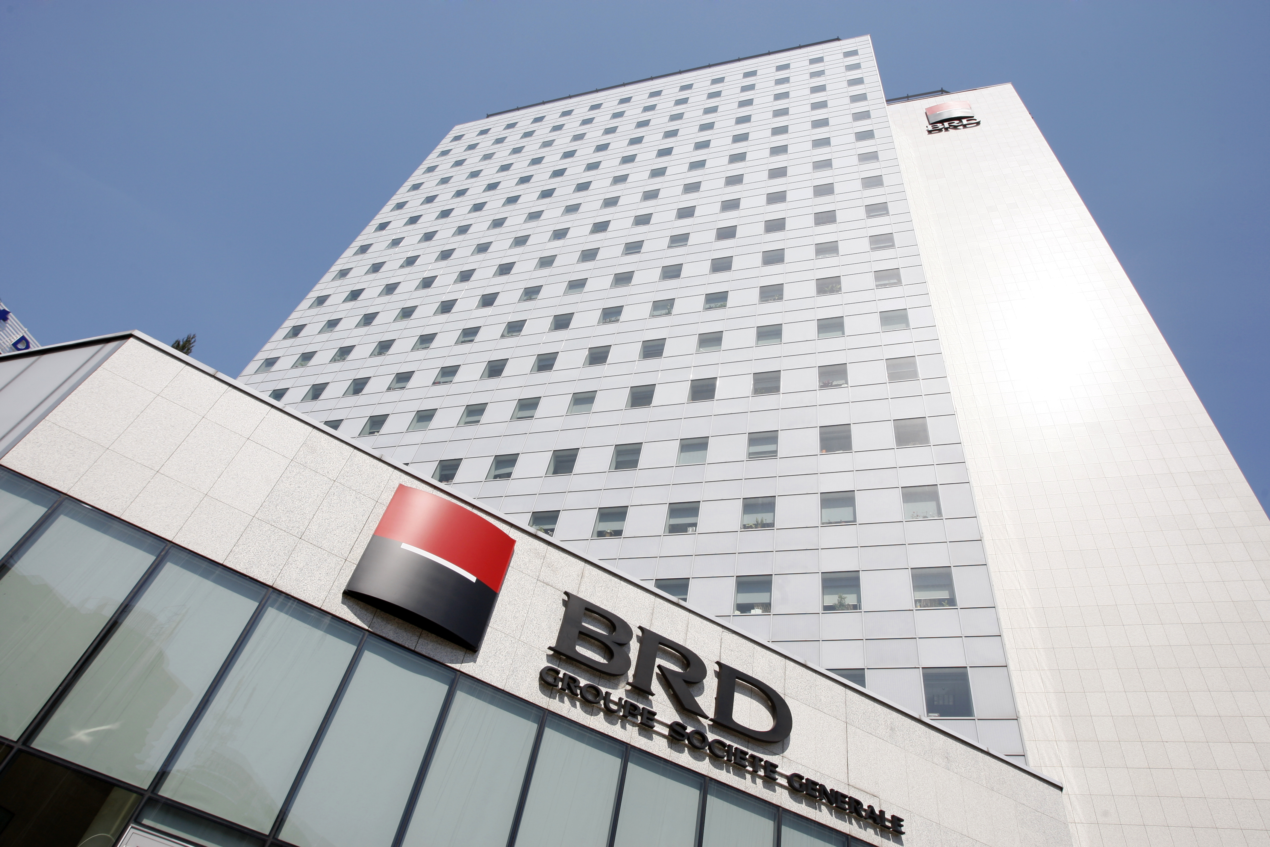 Romania’s BRD bank reports its net profit shrunk by 4.6% y/y in Q1