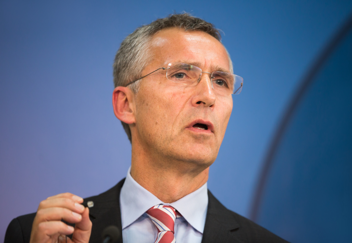 Romania is pivotal to defending NATO’s eastern flank, Jens Stoltenberg says