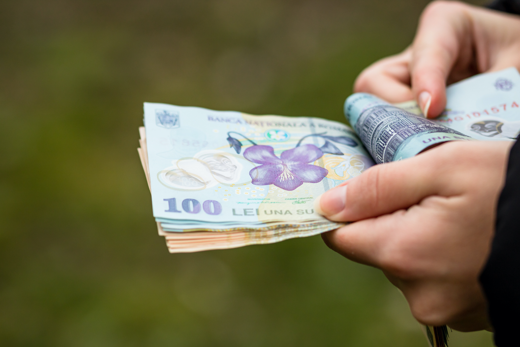 Minimum budget of a family of four increases to EUR 2,000 in Romania