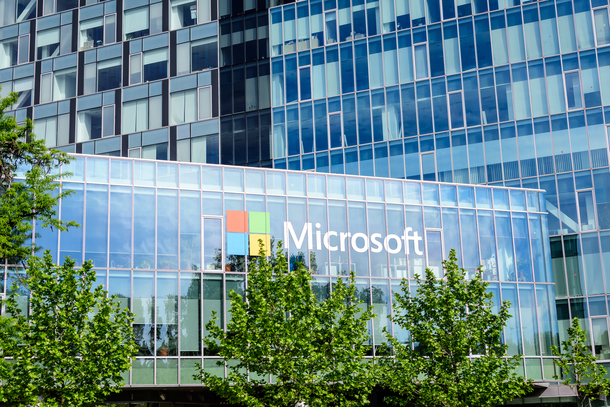 Microsoft aiming to hire over 400 people in Romania, cites the country’s economic potential
