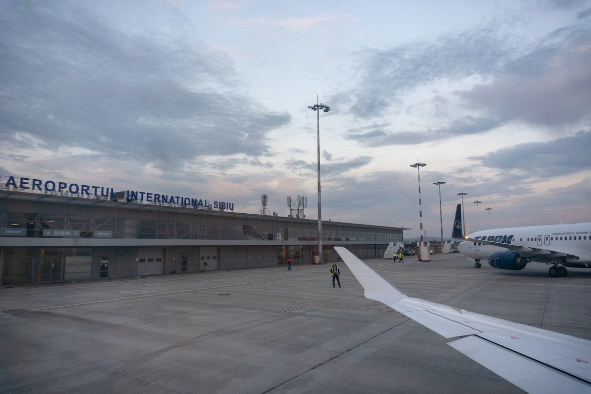 EPPO investighează posibila fraudă în proiectul de modernizare de 54 mil. EUR al aeroportului Sibiu, descoperiri noi în procedurile de licitație