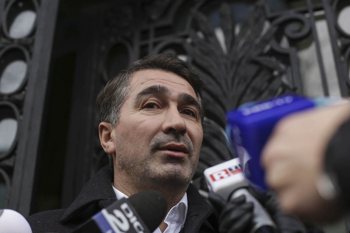 Italian court suspends extradition of Romanian politician condemned for corruption