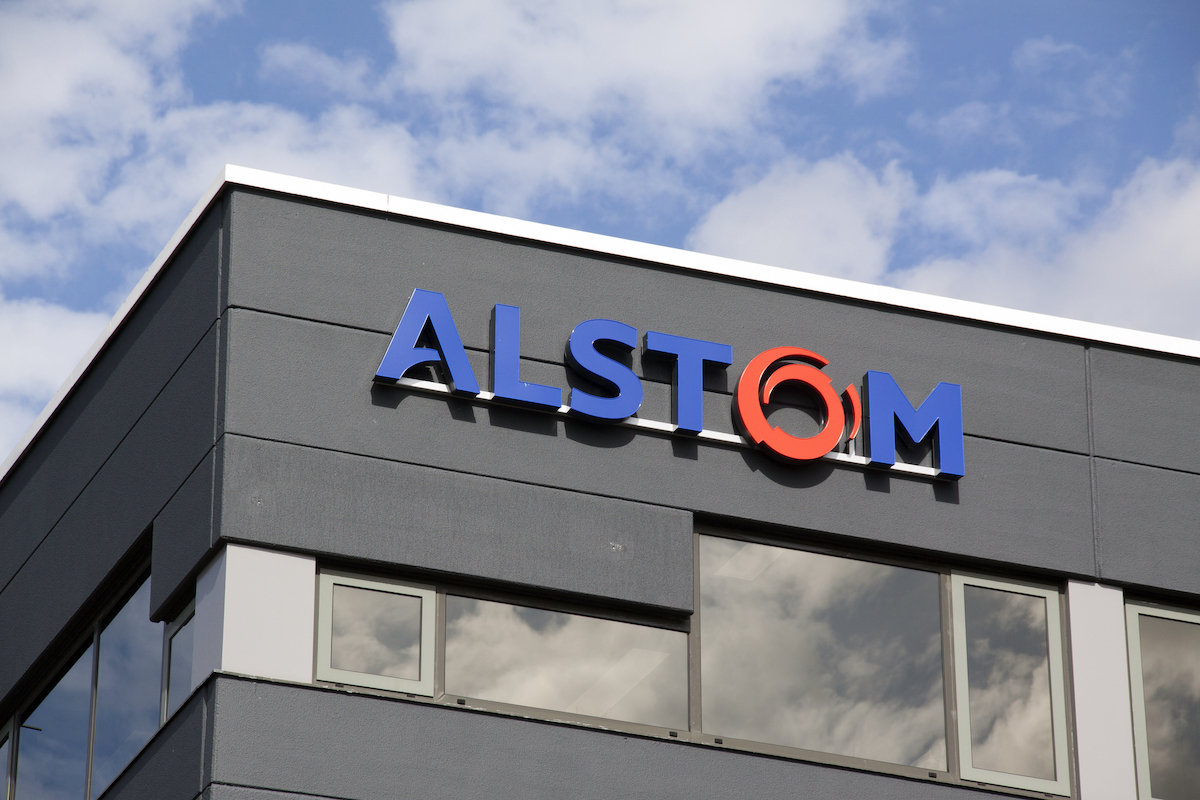 Alstom to pay EUR 20 mln in fines for late subway train delivery in Romania