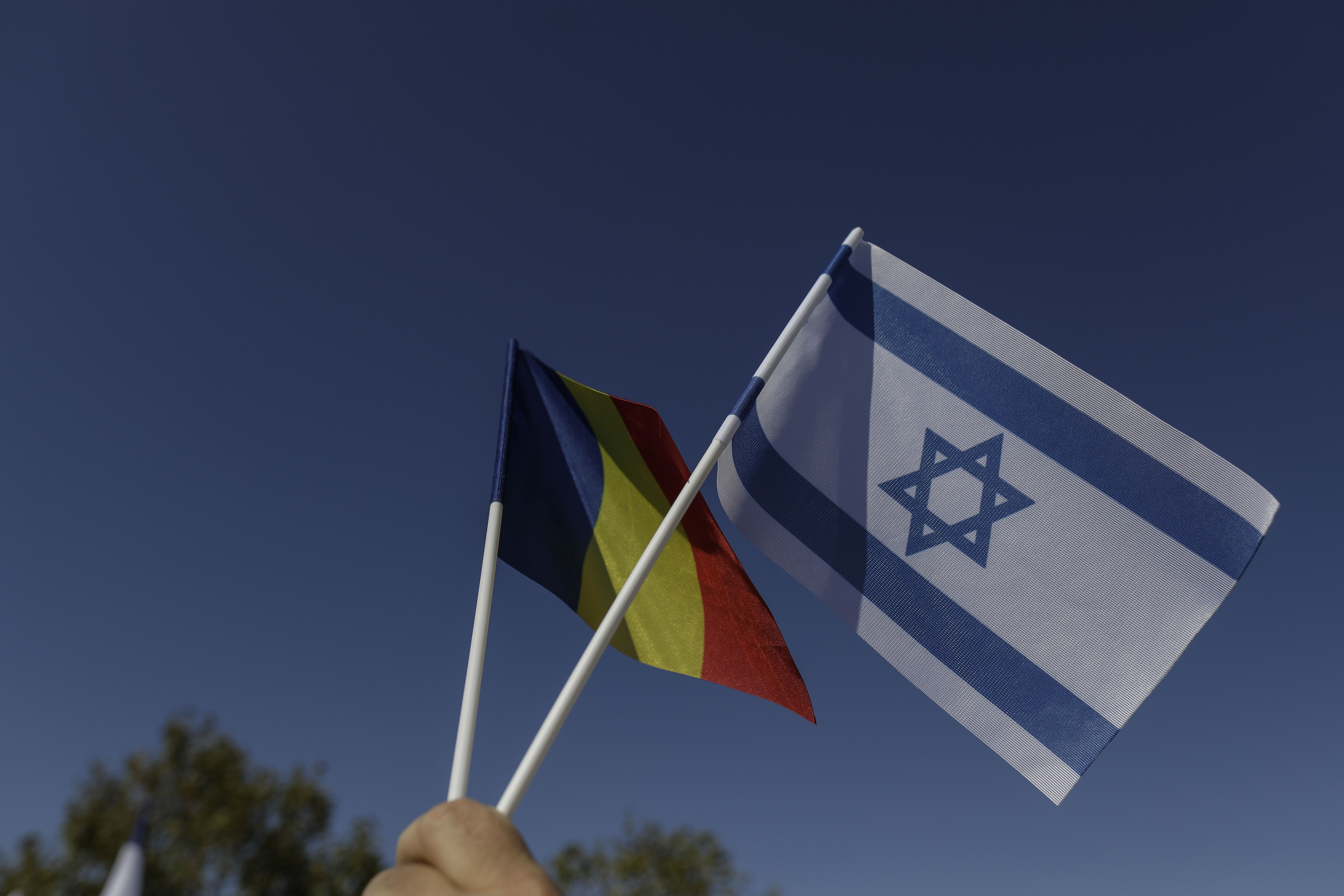 Romanian government condemns attacks on Israel, calls for ceasefire in Gaza