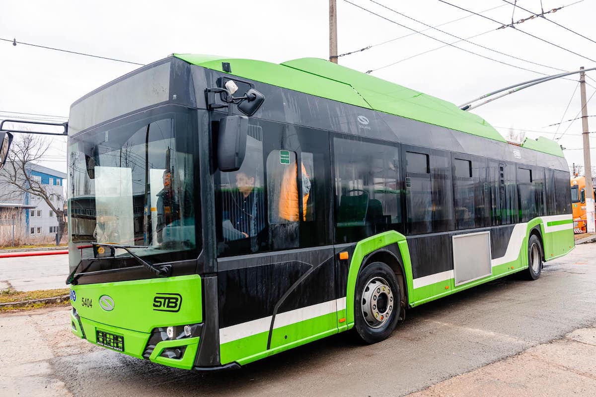 New Solaris trolleybuses to replace old buses in Bucharest beginning this weekend