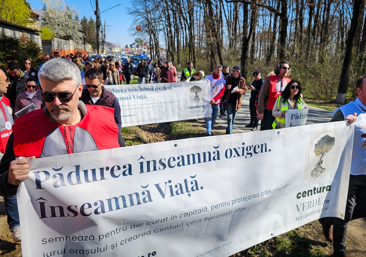 We want clean air: Ilfov county residents protest air pollution, call for a Green Belt around Bucharest