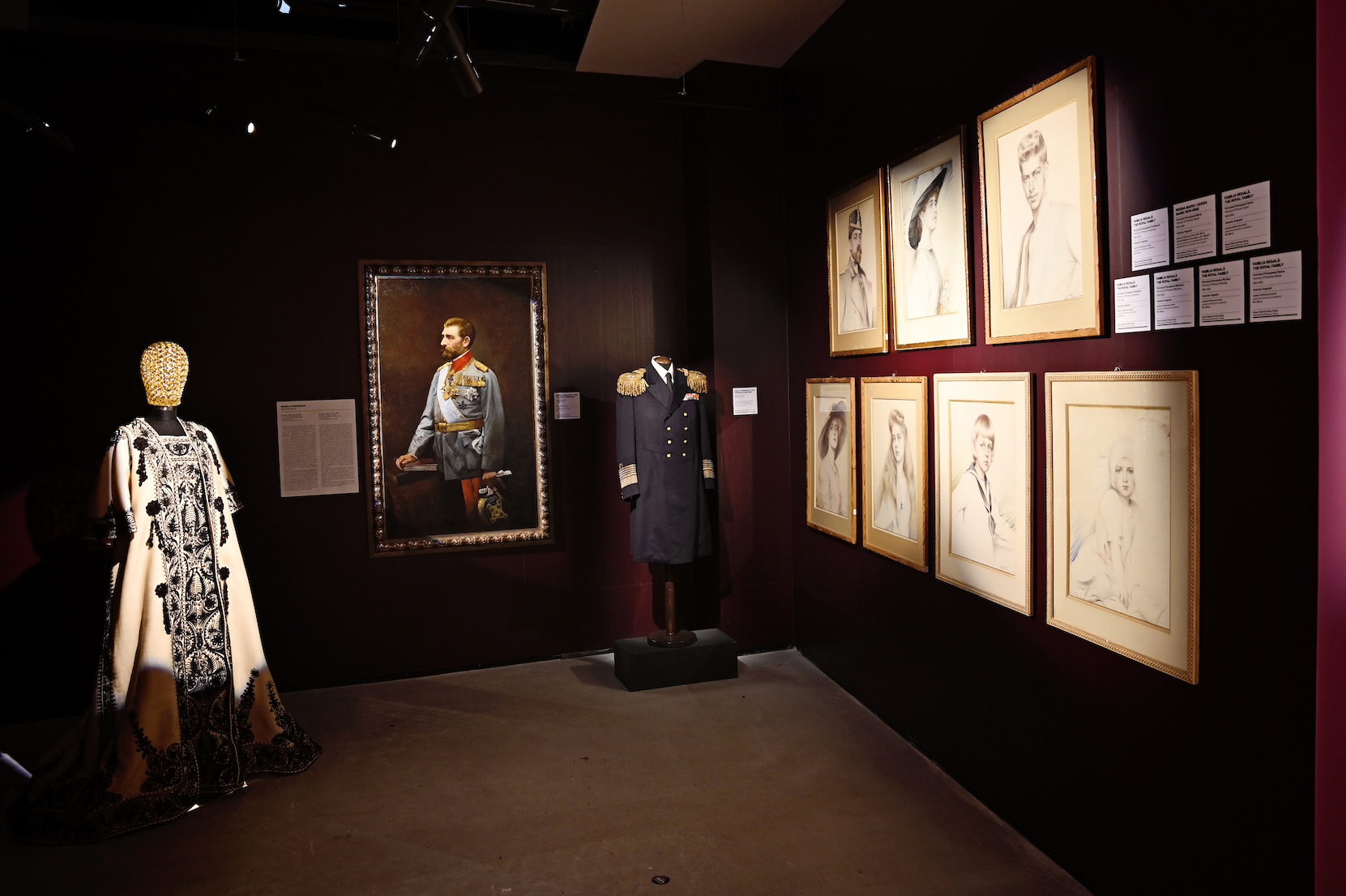 Art Safari exhibition in Bucharest tells ‘History of Romania in 100 Portraits’