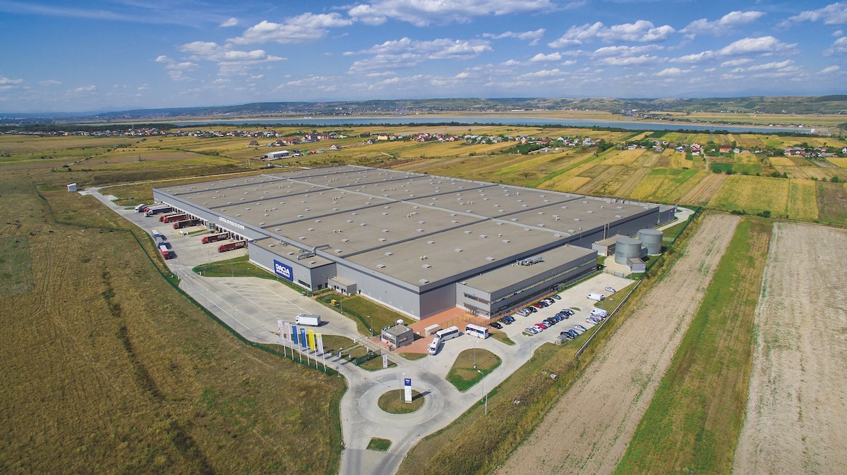 CTP acquires 270,000 sqm of warehouses and 30 ha of land from Globalworth in Romania