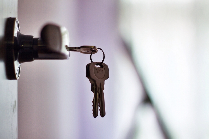Creștere de 10.7%, Ajungând la 494 EUR Lunar - Analiză Piață Imobiliară și Salarii Medii Comparate
