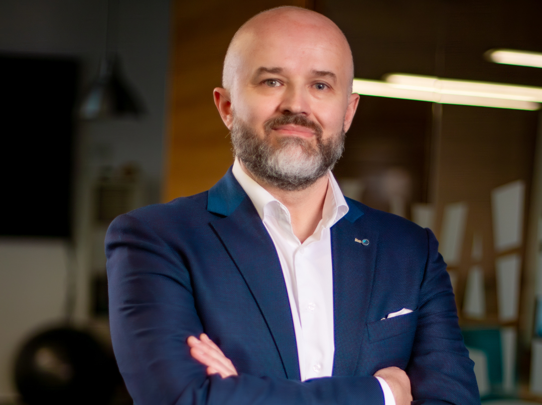 Firma românească Life is Hard investește 250.000 EUR în startupul deep-tech RepsMate, promovând digitalizarea IMM-urilor și a instituțiilor publice prin AI conversațional.