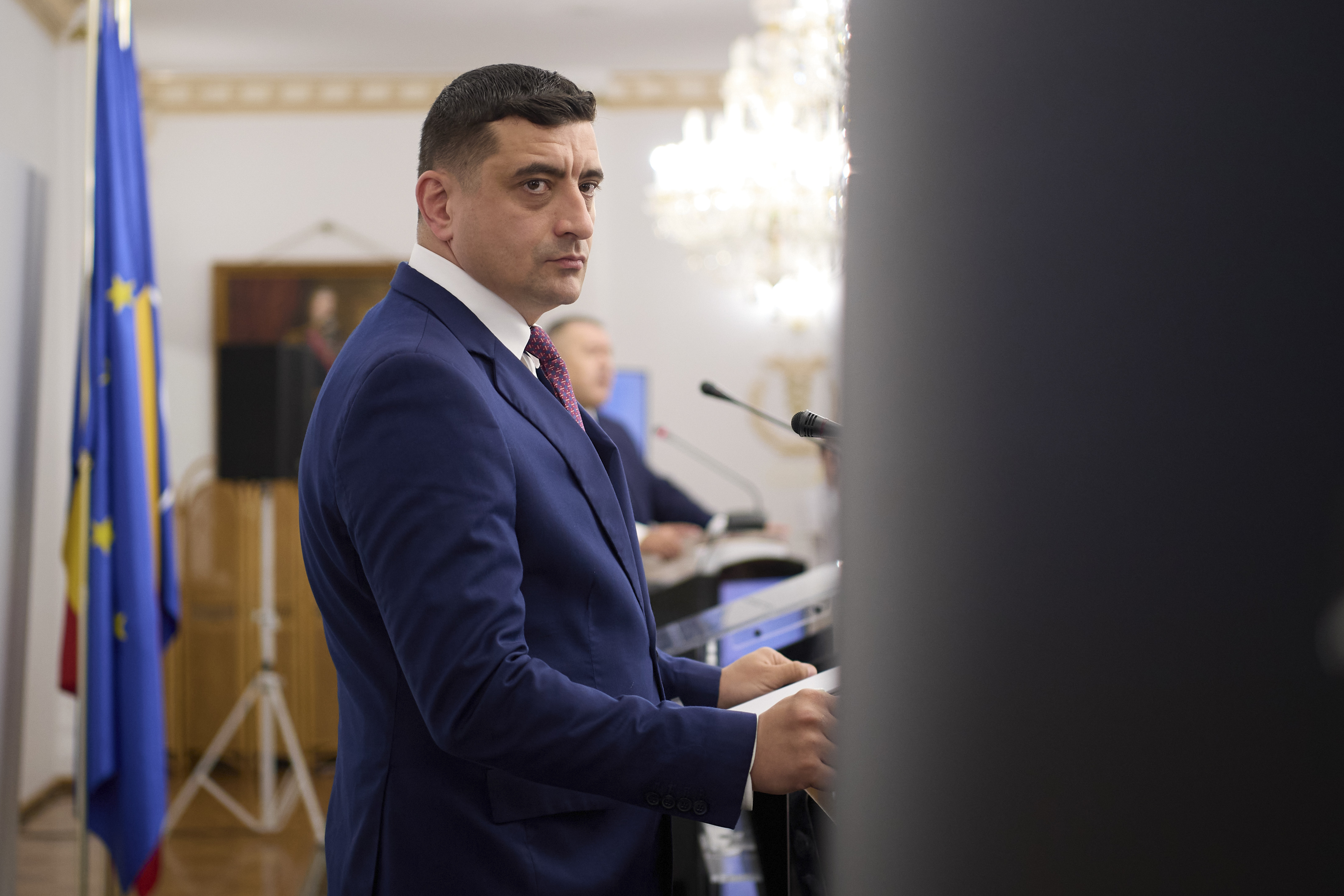 Controversele se adună în jurul candidatului prezidențial de extremă dreapta al României, George Simion, ediția alegerilor din 2025