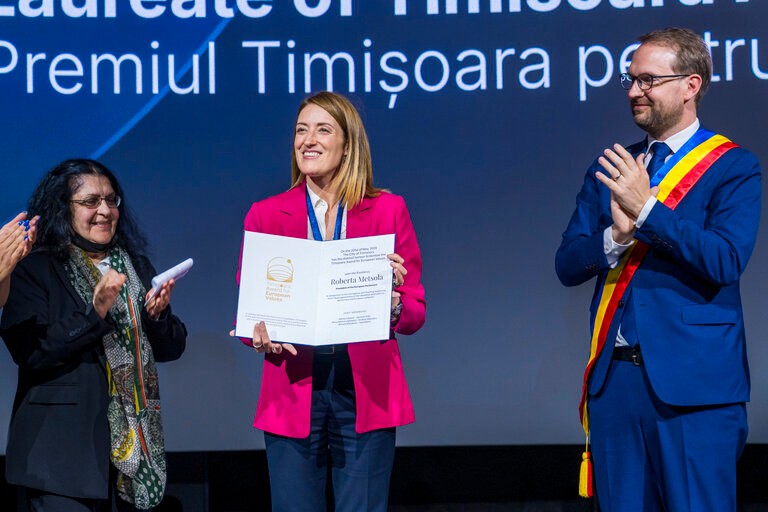 Roberta Metsola, președinta Parlamentului European, onorată cu Premiul Timișoara pentru promovarea valorilor europene