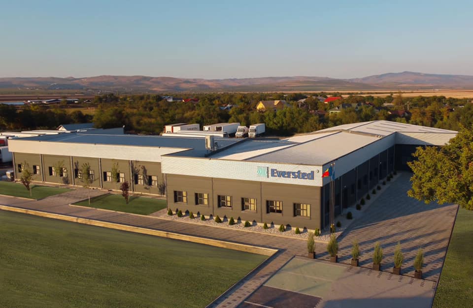 Antreprenor român investește 5 milioane de euro în fabrica de filtre de aer, sprijinită de fonduri UE, în județul Prahova.