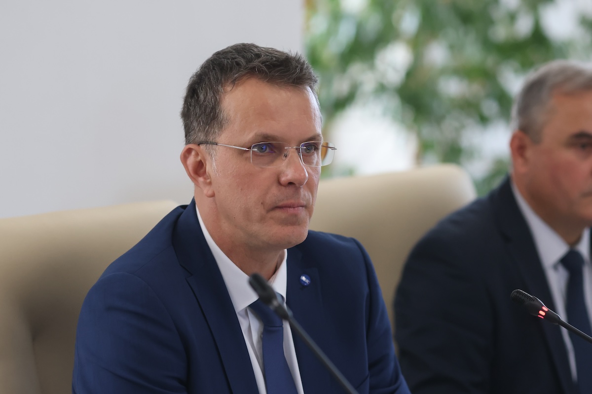 Ministrul Apărării României subliniază la summitul din Haga rolul vital al țării ca aliat de încredere în NATO