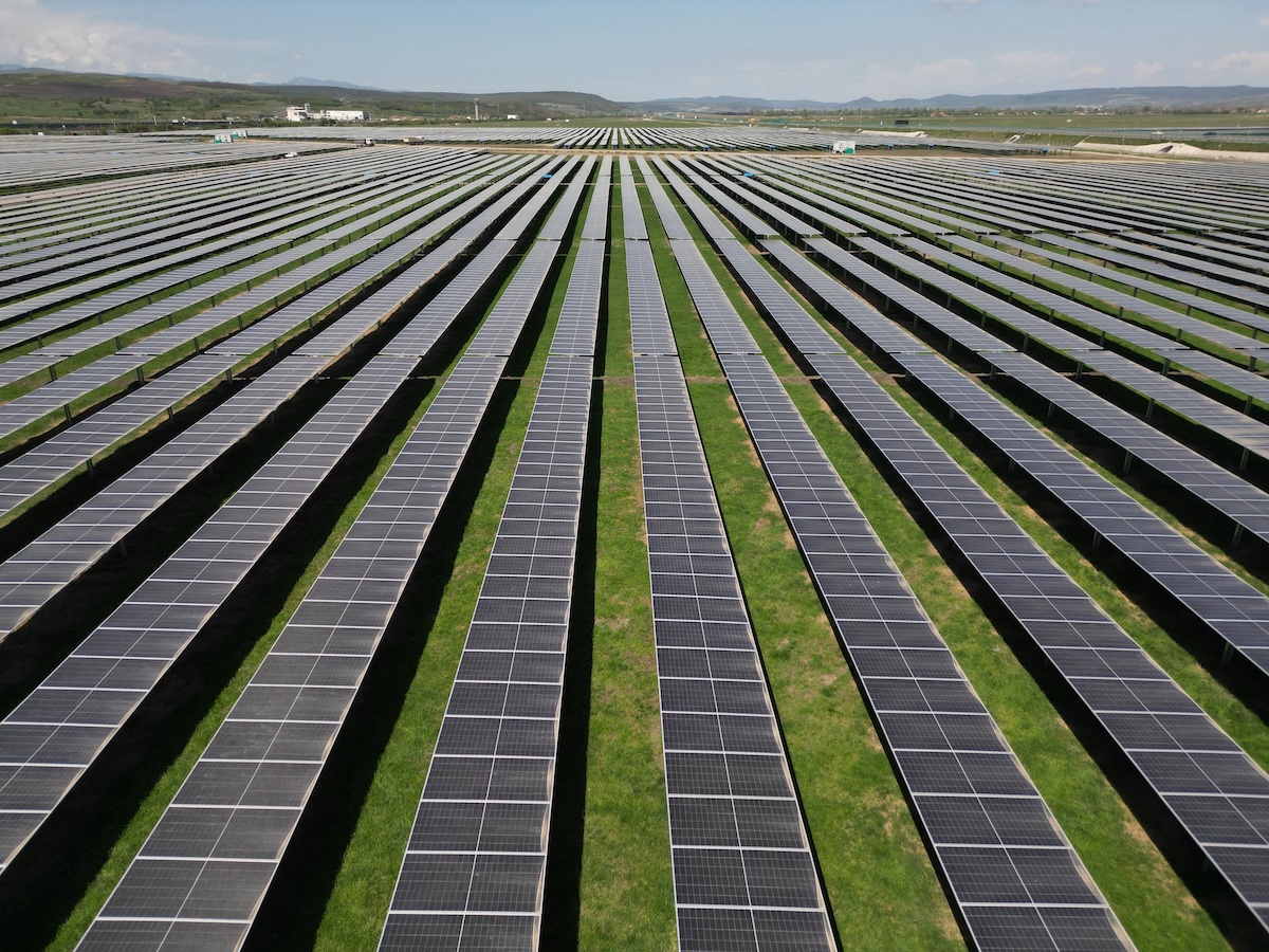 Eurowind Energy investește 174,8 milioane EUR în cel mai mare parc solar din România, Vișina, Dâmbovița, proiect de 220 MW până în 2025