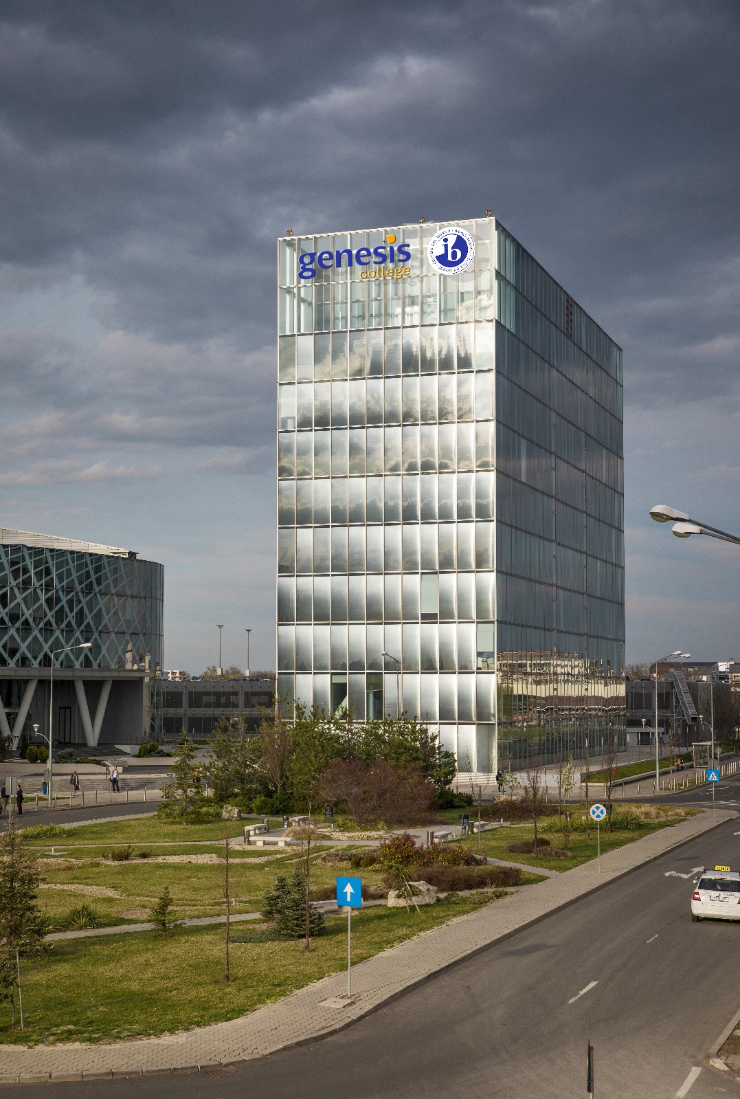 Mozaik Investments devine acționar majoritar al Genesis College în București și anunță investiții de 30 milioane EUR pentru extinderea campusurilor educaționale.