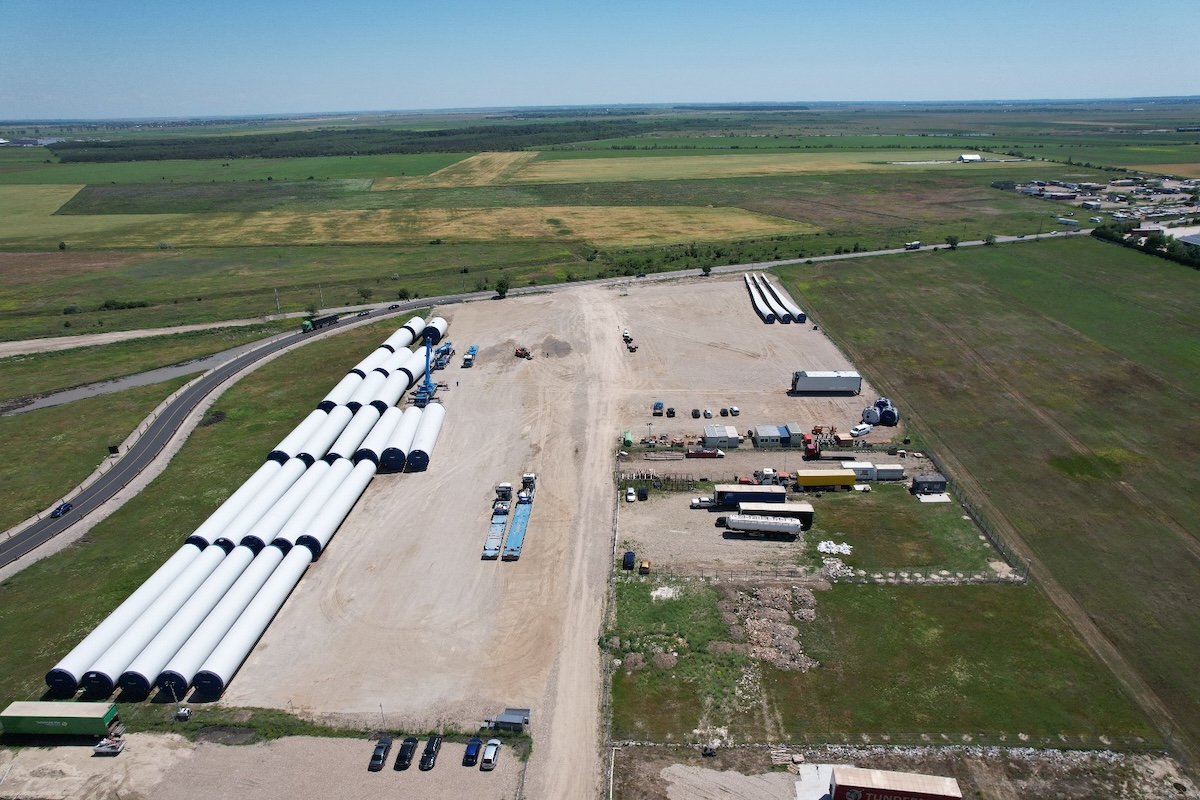 Rezolv Energy obține 331 milioane EUR pentru etapa finală a celui mai mare parc eolian al României