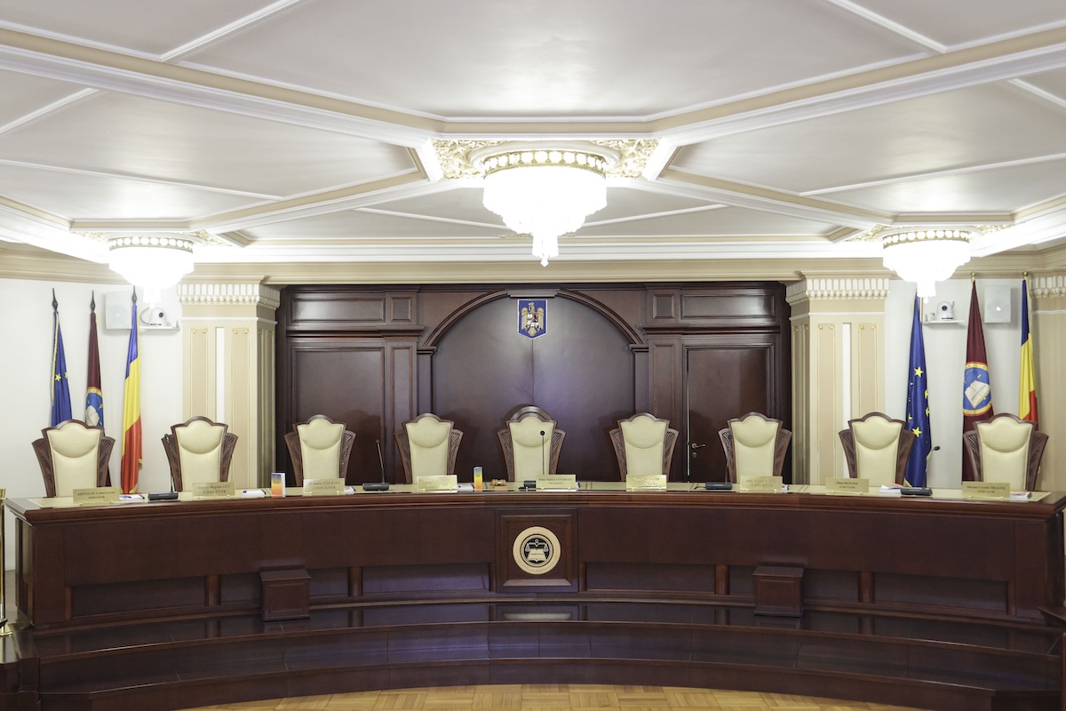 Curtea Constituțională amână decizia privind pensiile magistraților - Deliberarea finală pe 8 Octombrie