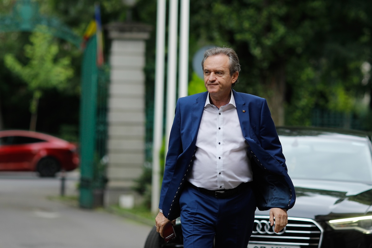 scandal la nivel înalt în România