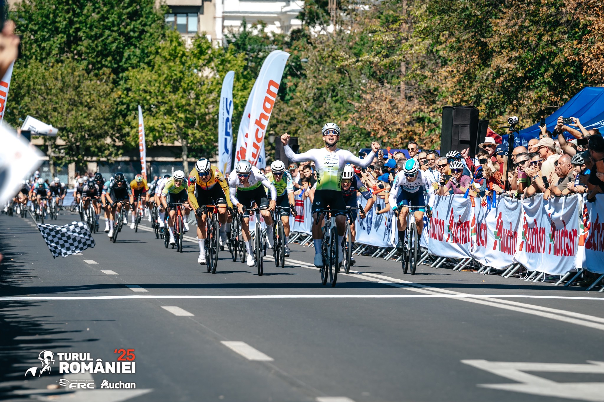 Turul României 2025: Sărbătoarea Ciclismului în Inima Capitalei, cu 830 km parcurși de cicliști din 25 de echipe internaționale