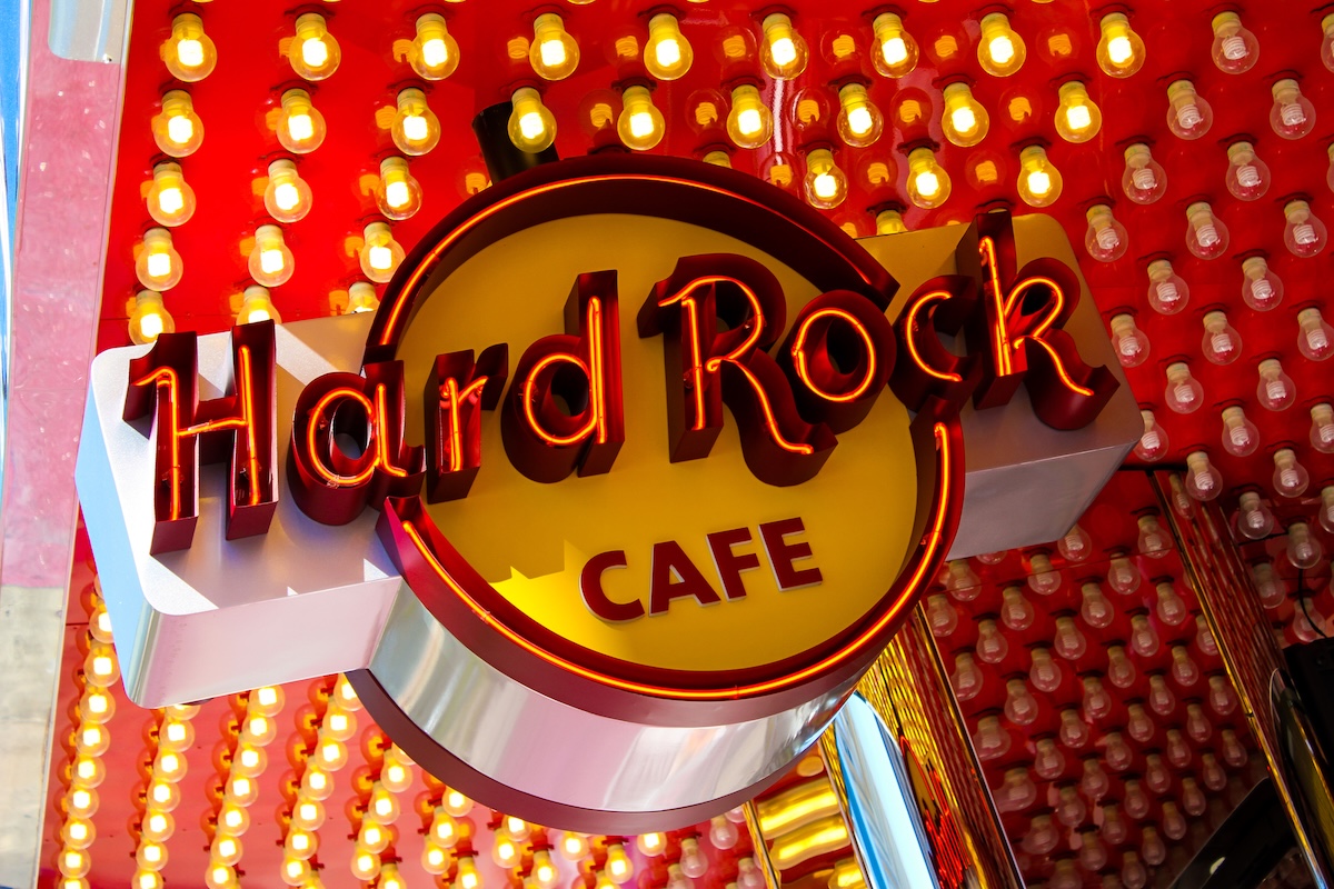Sphera Franchise Group va deschide cinci restaurante Hard Rock Cafe în România și Moldova începând cu 2026.