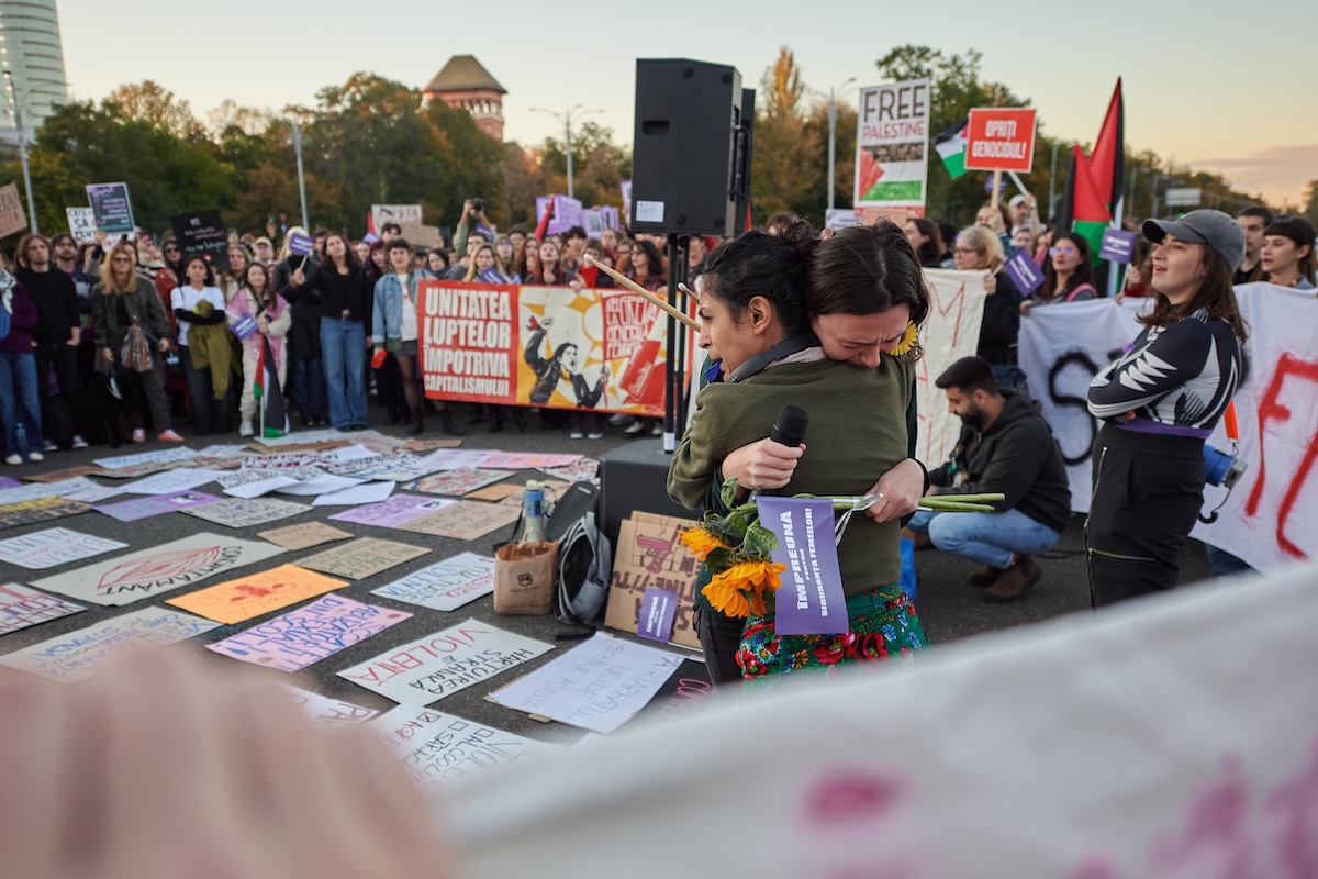 Thousands join march for women’s safety in Bucharest