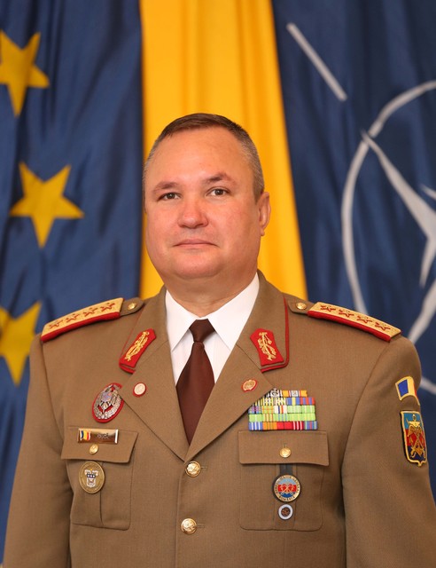 President Extends Mandate Of Current Romanian Army Commander Romania Insider