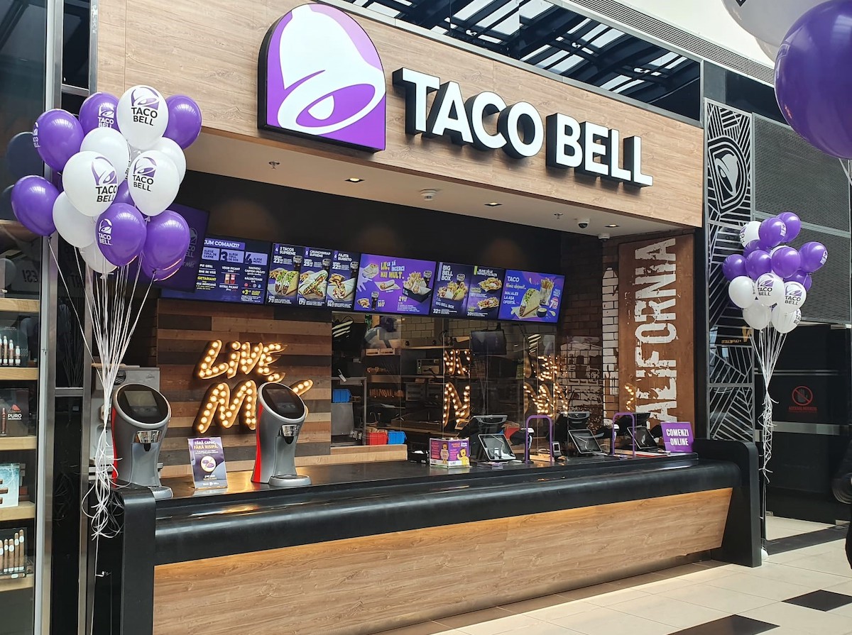 taco bell restaurant