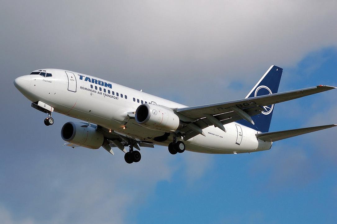 Plane Tarom Pixabay 