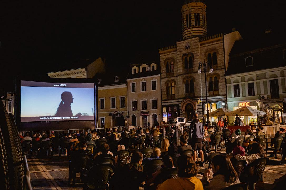 Caravana de film TIFF Unlimited ajunge în 10 orașe și sate din România