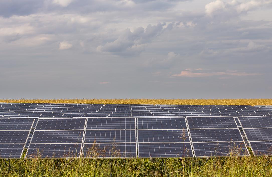 Photon Energy deschide trei centrale fotovoltaice în România