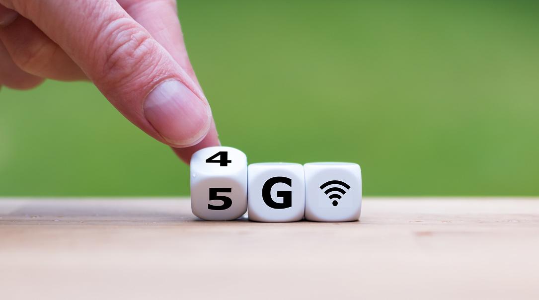 Studiul arată că o treime dintre utilizatorii de smartphone-uri din România intenționează să treacă la 5G în 2023